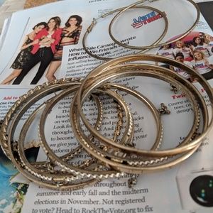 Set of bangles and hoop earrings set